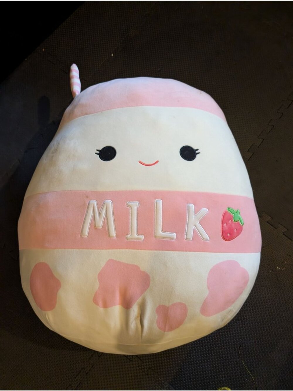 Squishmallows AMELIE STRAWBERRY MILK 24 Inch Jumbo Plush Costco